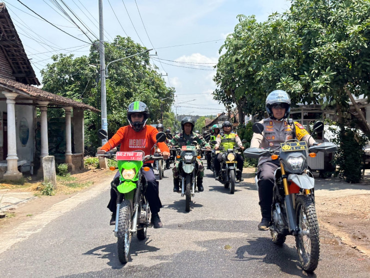 Sinergisitas 3 Pilar Polres Kediri Kota bersama Kodim 0809 dan Pemda Gelar Patroli Jelang Pilkada 2024