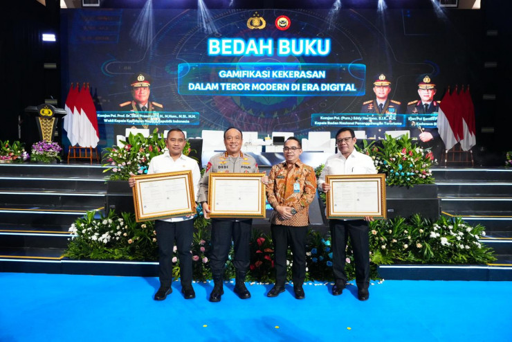 Wakapolri Bedah Buku “Gamifikasi Kekerasan dalam Teror Modern di Era Digital”, Tawarkan Cara Pandang Baru Membaca Ancaman di Era Digital
