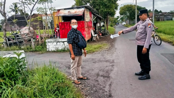 Kolaborasi Polisi bersama TNI dan Warga Berhasil Amankan Pelaku Jambret di Lumajang