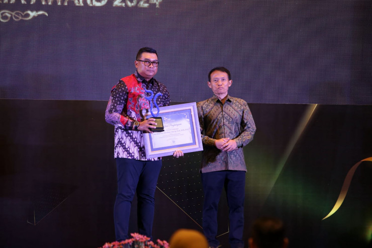 Forkopimda Sidoarjo Terima Radar Surabaya Awards 2024, Salah Satunya Polresta Sidoarjo