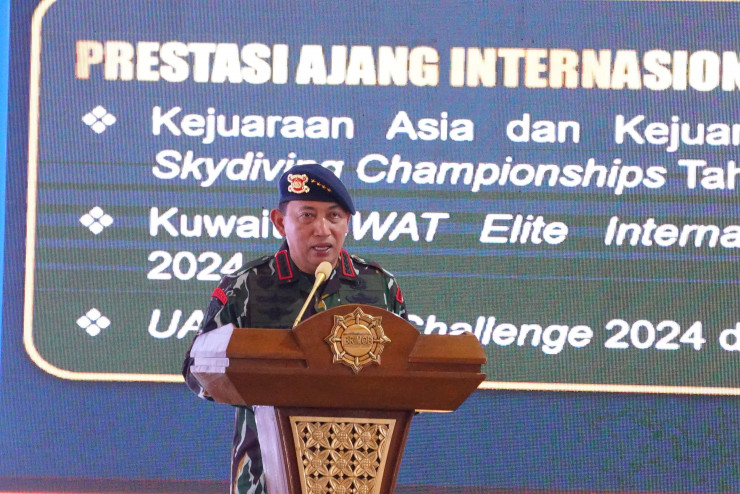 Kapolri Apresiasi Anggota Brimob yang Berhasil Bebaskan Pilot Susi Air Korban Penyanderaan KKB