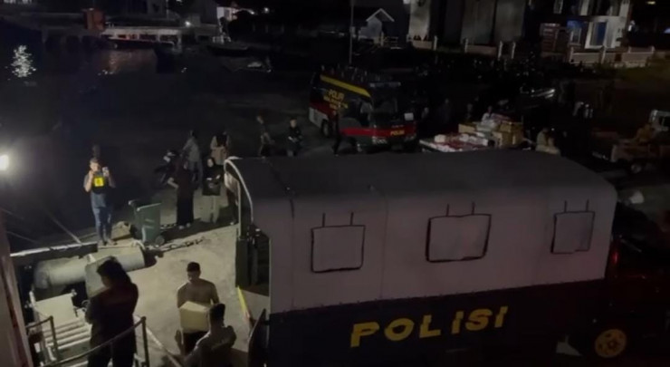 KP Wisanggeni-8005 Angkut Bantuan Kemanusiaan dari Sabang ke Pelabuhan Malahayati